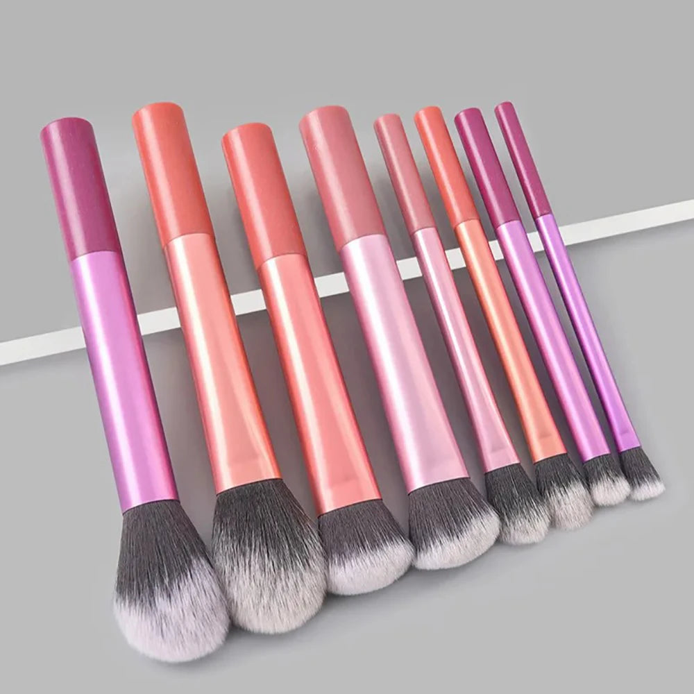 8pcs Soft Makeup Brush Kit – Foundation, Blush & Eyeshadow Set