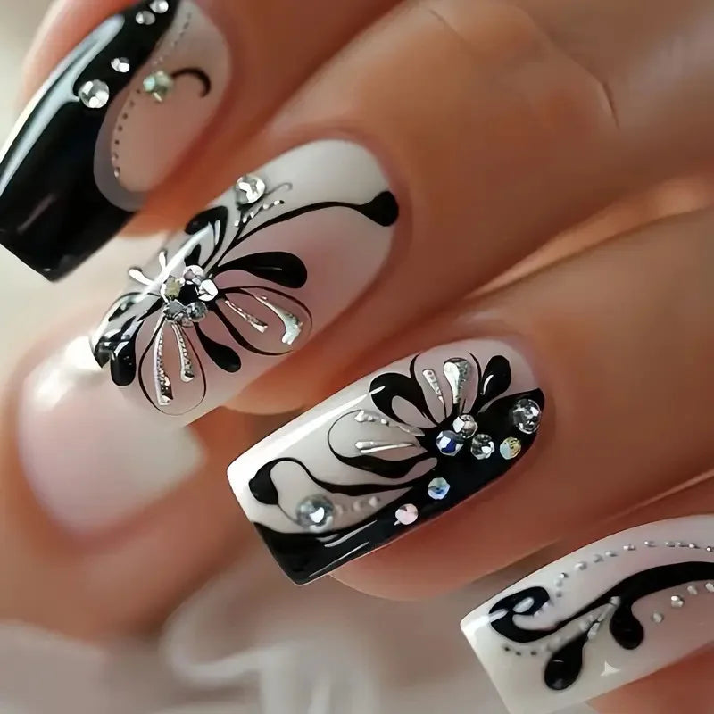 24pcs Simple French Press on Nails Tips Love Stripe Design Short Square False Nails Woman Acrylic Full Cover Nail Art Fake Nail