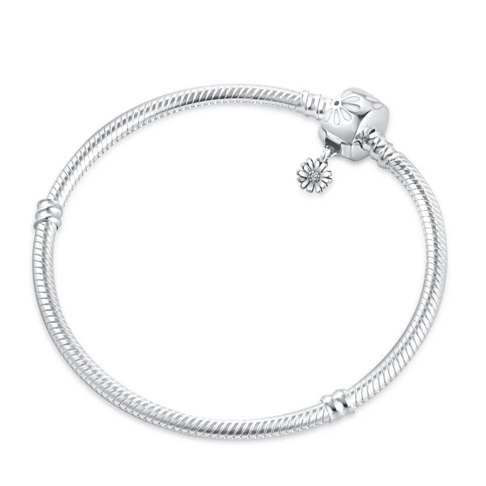 Hot Selling 925 Silver Flower Shaped, Heart Shaped, Butterfly Bracelet, Suitable For European Women's Fashionable Luxury Jewelry