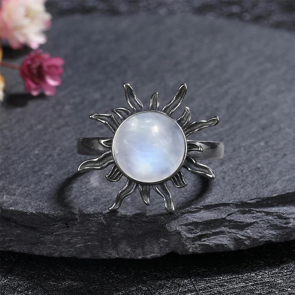 Vintage 925 Silver Ring Natural Moonstone Flower Ring 925 Hollow Eye Shape Round Sun And Moon Ring Fine Jewelry for Women Men
