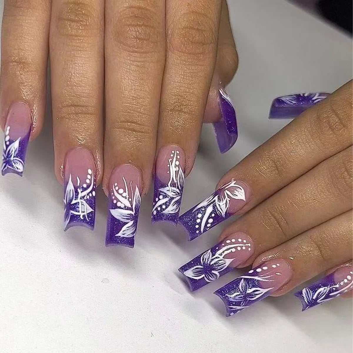 24pcs Simple French Press on Nails Tips Love Stripe Design Short Square False Nails Woman Acrylic Full Cover Nail Art Fake Nail
