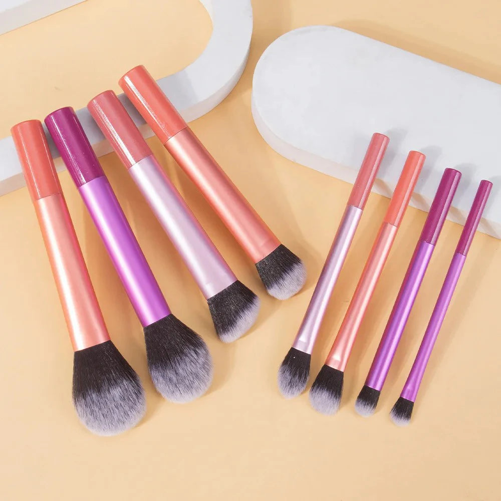 8pcs Soft Makeup Brush Kit – Foundation, Blush & Eyeshadow Set