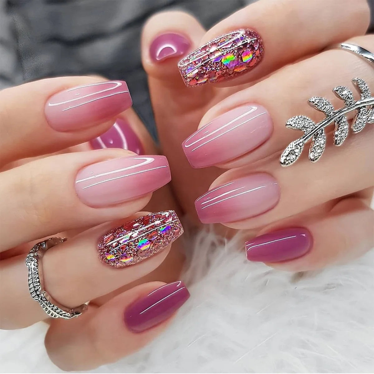24pcs Simple French Press on Nails Tips Love Stripe Design Short Square False Nails Woman Acrylic Full Cover Nail Art Fake Nail