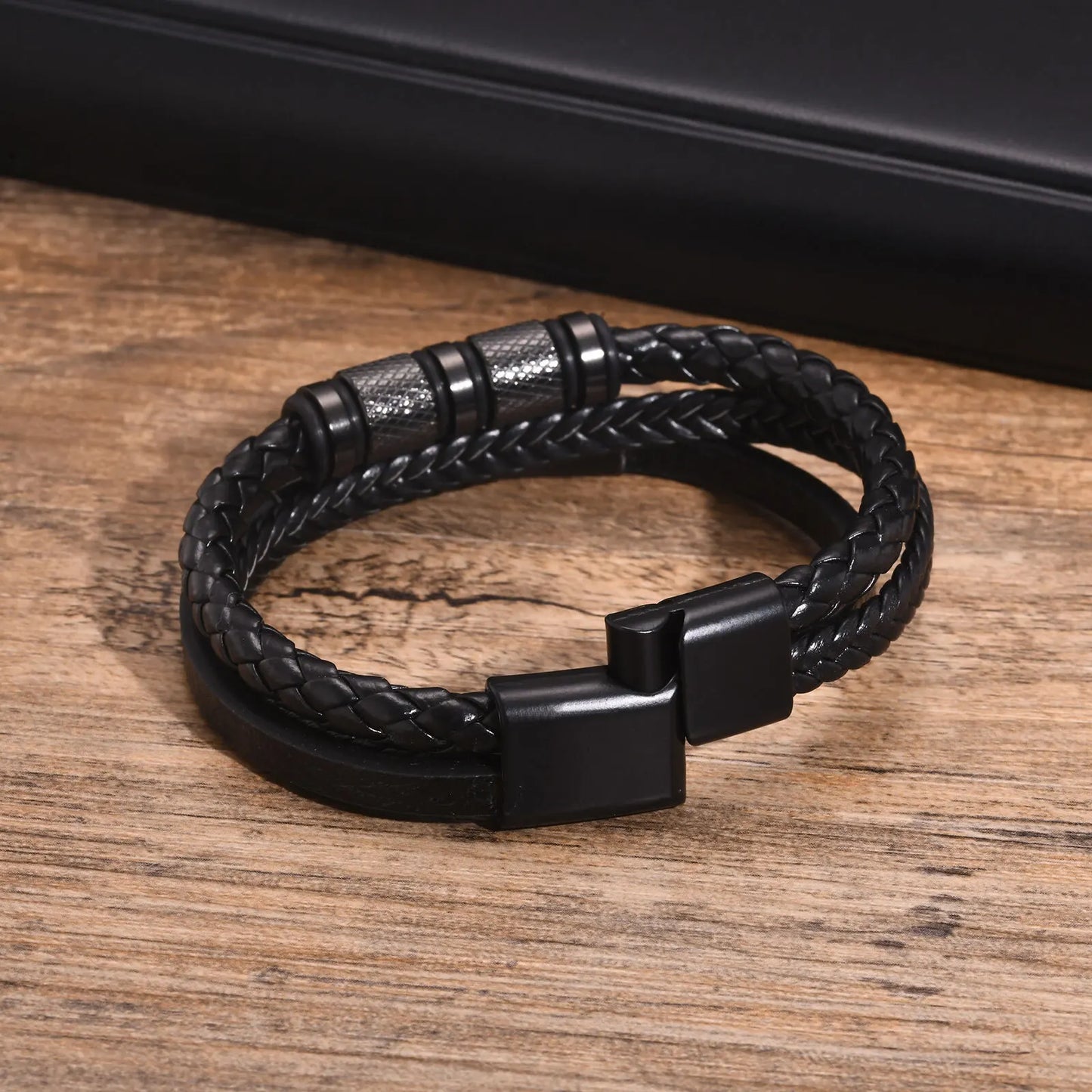 Vnox Personalized Braided Leather Bracelet for Men Handmade Triple Woven Pu Leather Bracelet Custom Name Text Jewelry Gifts