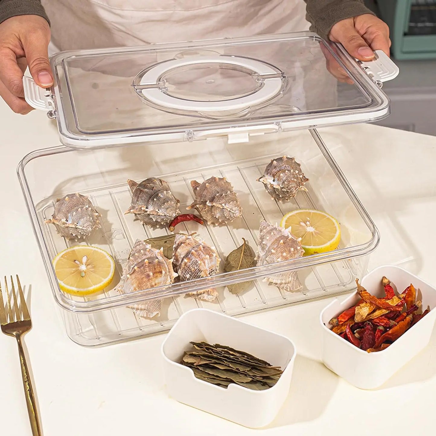 4Grid /8 Grid Snack Box Container, Portable Travel Charcuterie Board with Lid, Refrigerator Food Storage Box, Snack Organizer