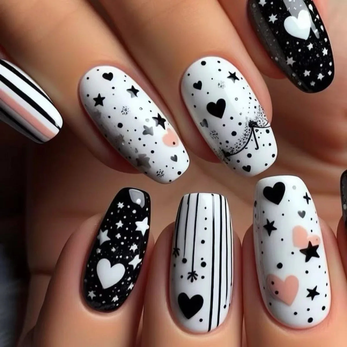 24pcs Simple French Press on Nails Tips Love Stripe Design Short Square False Nails Woman Acrylic Full Cover Nail Art Fake Nail